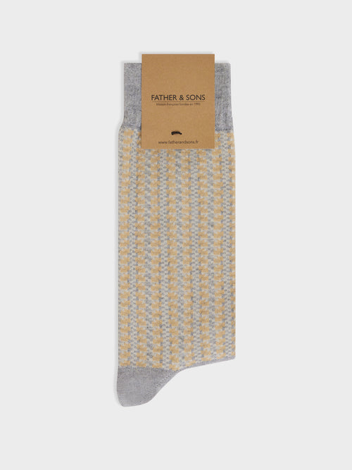 Chaussettes en coton bio mélangé gris à motif beige et camel - 1 - Father & Sons   - 12 