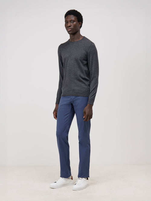 Chino slack skinny en coton stretch uni bleu indigo - Father & Sons   - 4 